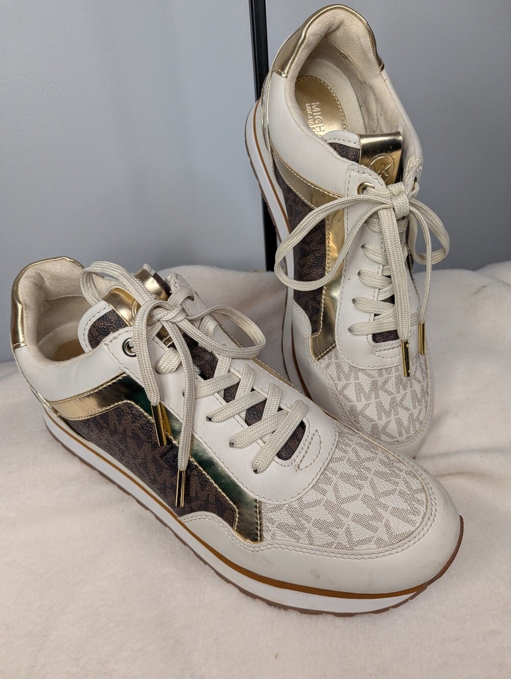 Michael Kors Allie Stride Platform Trainer Sneakers Gold White Brown MK